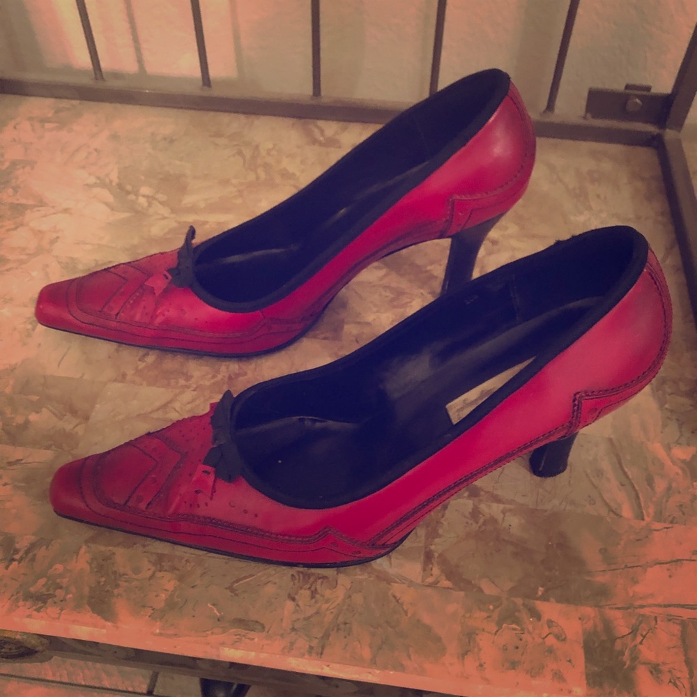 Ladies pumps by Spiegel.